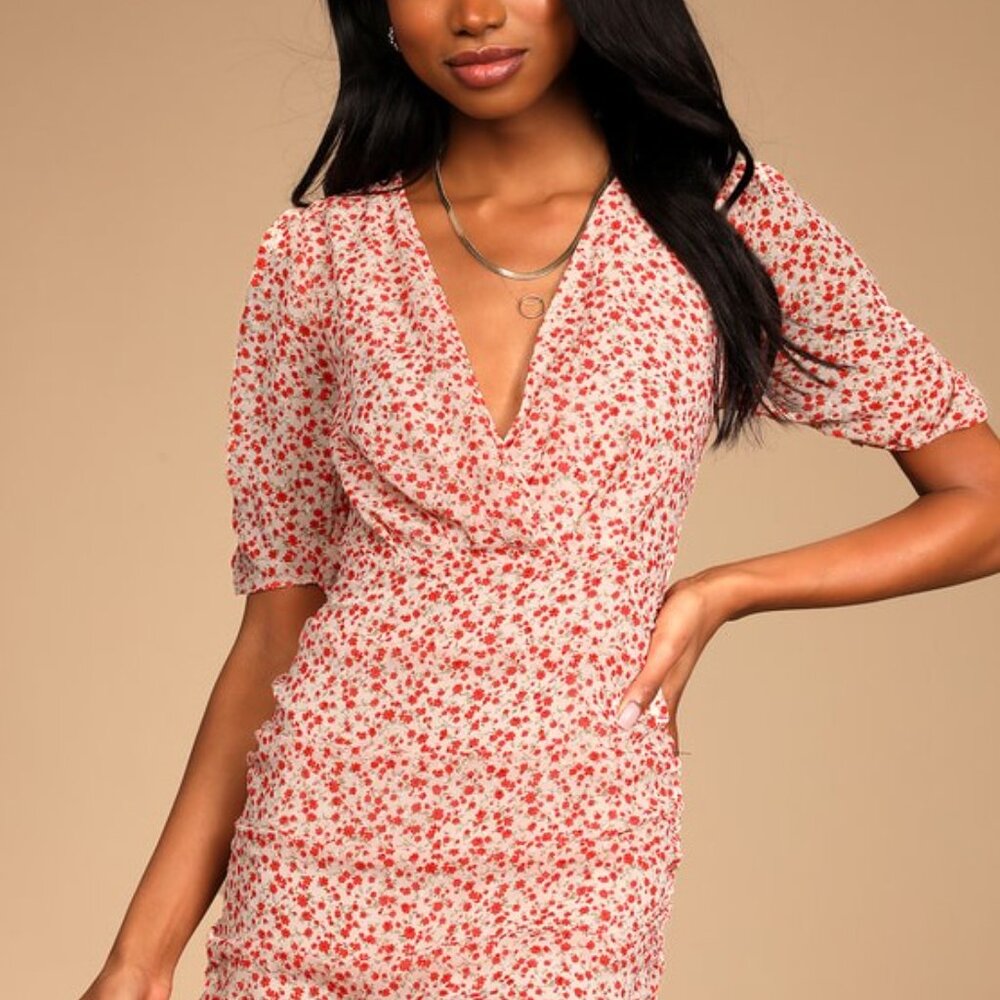 Lulu’s Send a Sonnet Pink Rose Print Rouched Short Sleeve Mini Dress